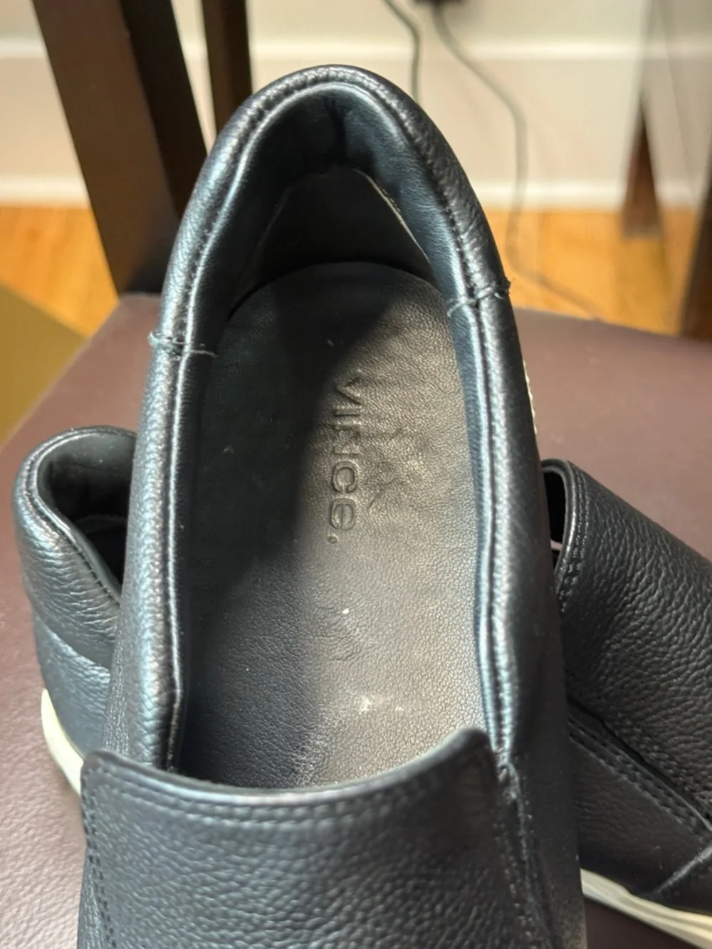 Vince Slip-On Sneakers Black Leather Casual Shoes Women’s Size 9.5